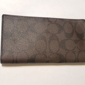 Coach wallet (simple, thin)